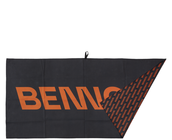 294594_0897100063_XIROS_Towel_black_orange_05.png