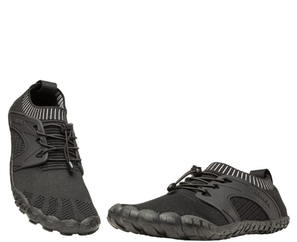 314410_0938060060_BOSKY_Black_Barefoot_07.png