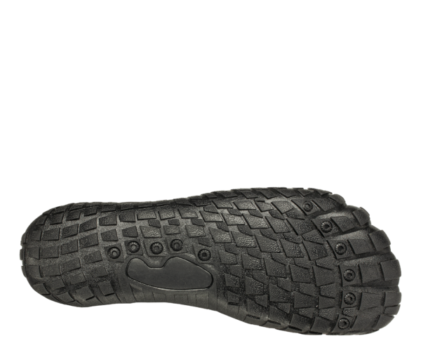 314413_0938060060_BOSKY_Black_Barefoot_09.png