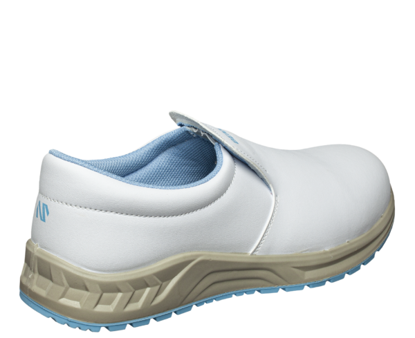 445826_0678070810_WHITE_S2_Moccasin_06.png