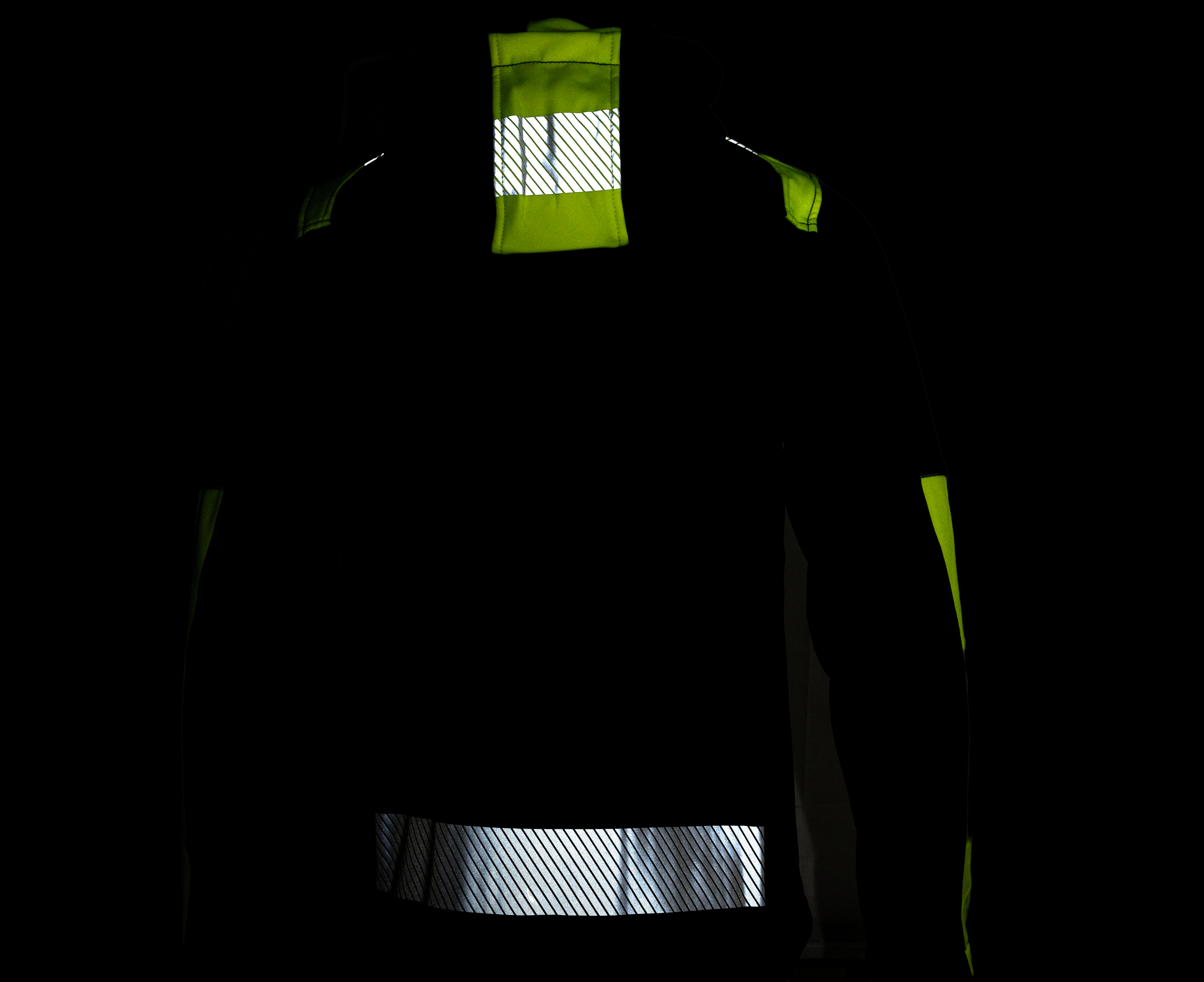 527472_0901180068_REFLECTOS_Jacket_black_yellow_11.png
